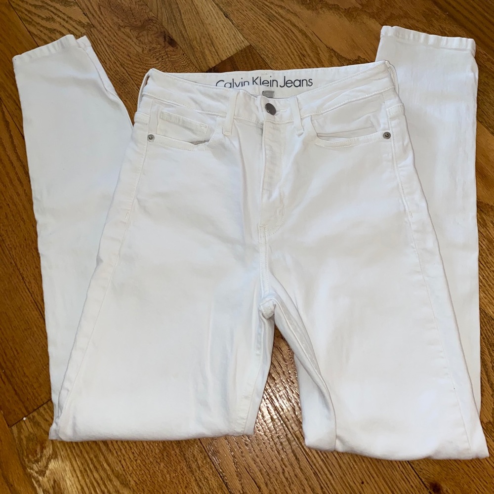 White Calvin Klein jeans size 6
